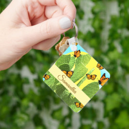 Whimsical Kaktus Och Fjärilar Nyckelring