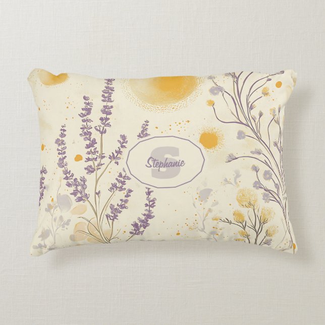 Whimsical Lavender & Gult Blommönster Prydnadskudde (Framsidan)