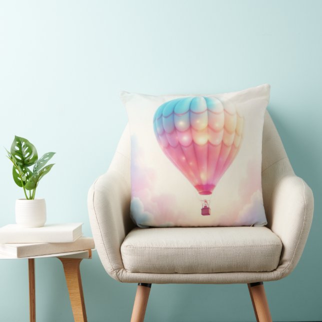 Whimsical Mystical Flying Air Balloon Light Colors Kudde (Stol)