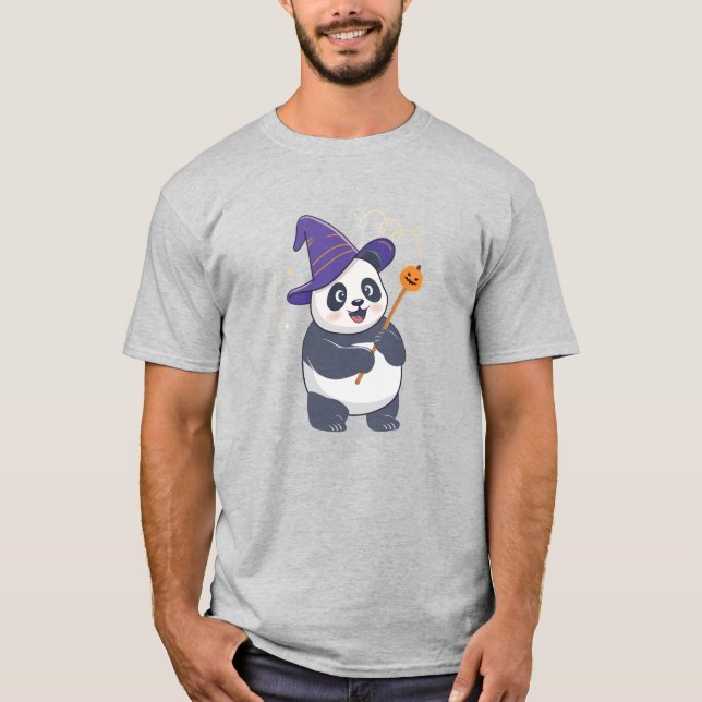 Whimsical Panda Trollkarl med Magisk Hatt T Shirt (Framsida)