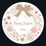 WHIMSICAL ROSA SNÖFLINGOR WREATH CHRISTMAS STICKER RUNT KLISTERMÄRKE<br><div class="desc">WHIMSICAL ROSA SNÖFLINGOR WREATH CHRISTMAS STICKER</div>