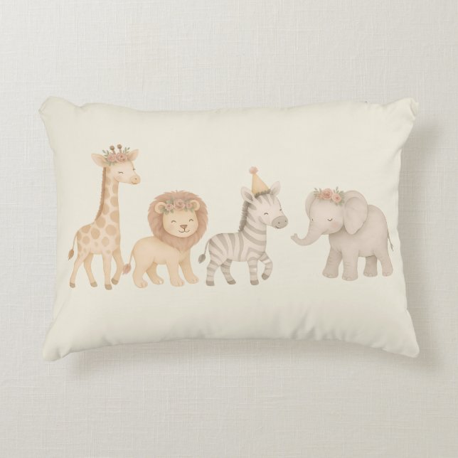 Whimsical Safari Animal Nursery Accent Pillow Prydnadskudde (Framsidan)