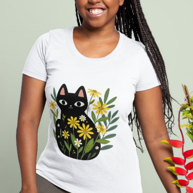 Whimsical svart katt med gula blommor  t shirt (black cat t-shirt)