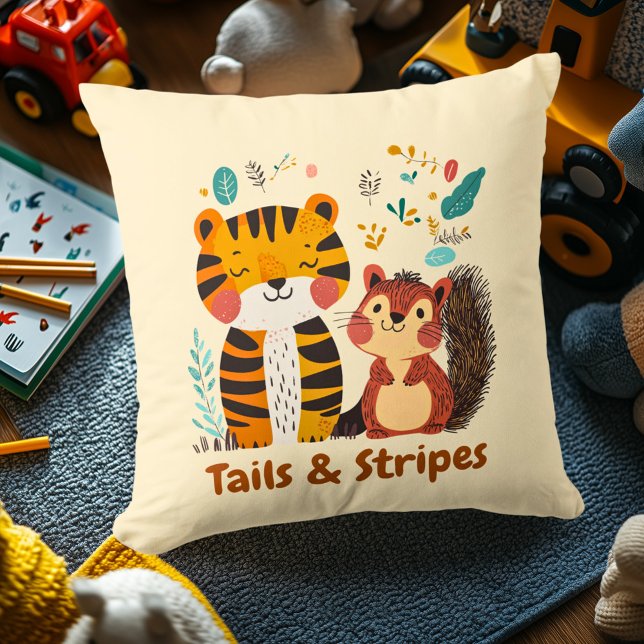 Whimsical Tiger och Squirrel Nursery Illustration Kudde (Skapare uppladdad)