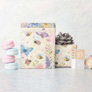 Whimsical Trädgård Fjäril Nyckelpiga Bin Blommig Presentpapper