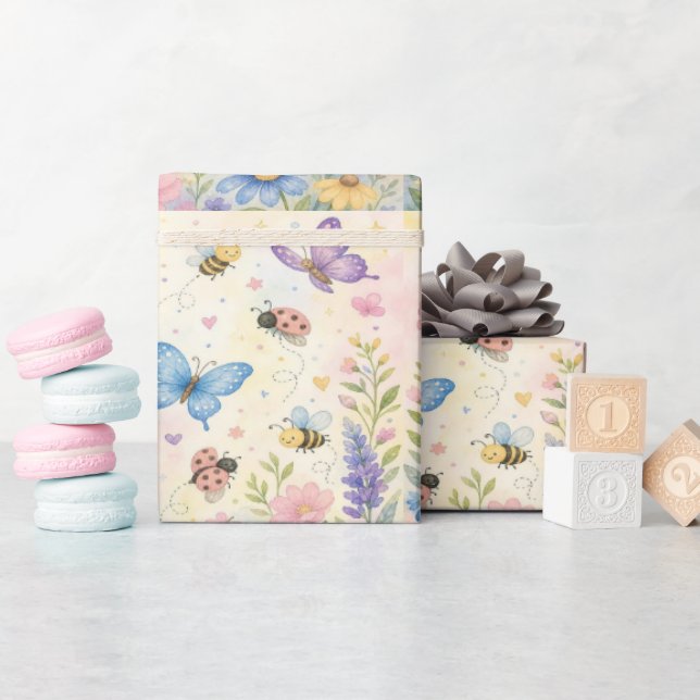 Whimsical Trädgård Fjäril Nyckelpiga Bin Blommig  Presentpapper (Baby Shower)