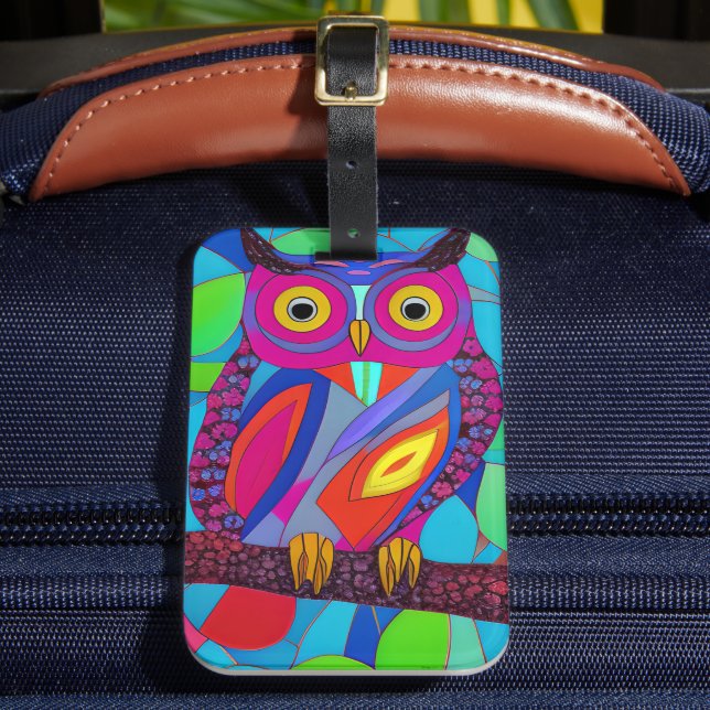 Whimsical uggla med färgglada fjädrar bagagebricka (Framsida Insitu 2)