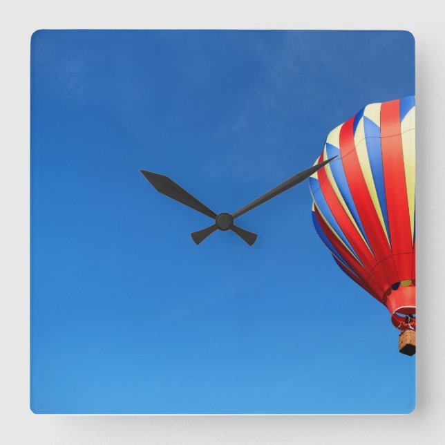Whimsical Varm luftballong Fyrkantig Klocka (Framsida)