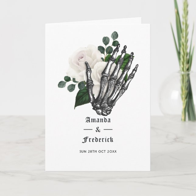 Whimsical vit blomgotskt bröllop program (Framsida)