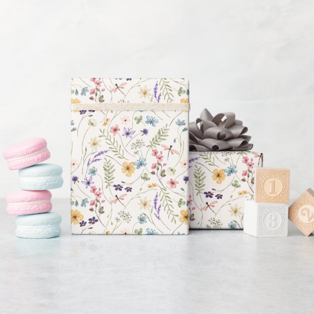 Whimsical Wildflowers Äng Bröllop  Presentpapper (Baby Shower)