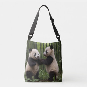 Whimsical Wonders: Babypandor leker i skogen Axelväska