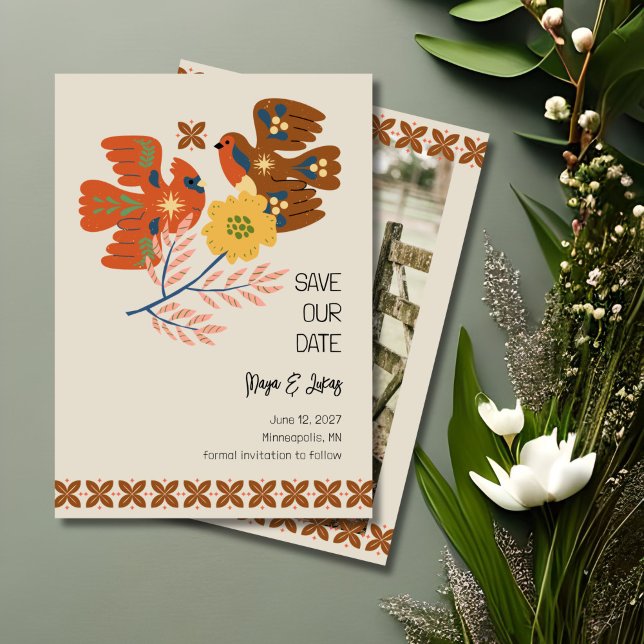 Whimsics Birds Folk Art Spara datumet Inbjudningar (Our easy-to-use template allows you to personalize this design in no time. )