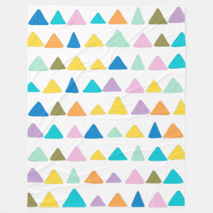 Whimsik och Cute Triangle Mönster Färgstark Fleecefilt