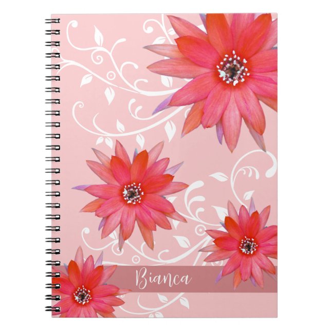 Whimsique Red Flowers Swirly Lövs Add Namn Rosa Anteckningsbok (Framsidan)