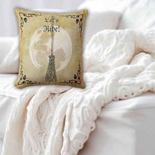 Whimsique Witchy Full Moon Kudde