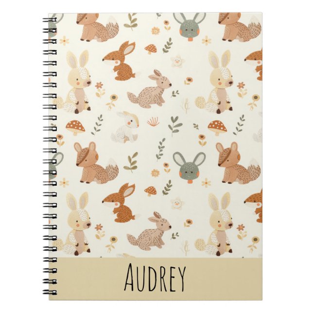 Whimsique Woodland Forest Animals Greenery Mönster Anteckningsbok (Framsidan)