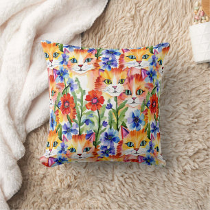 Whimsiques Folk Art Watercolor Flowers and Cats Kudde