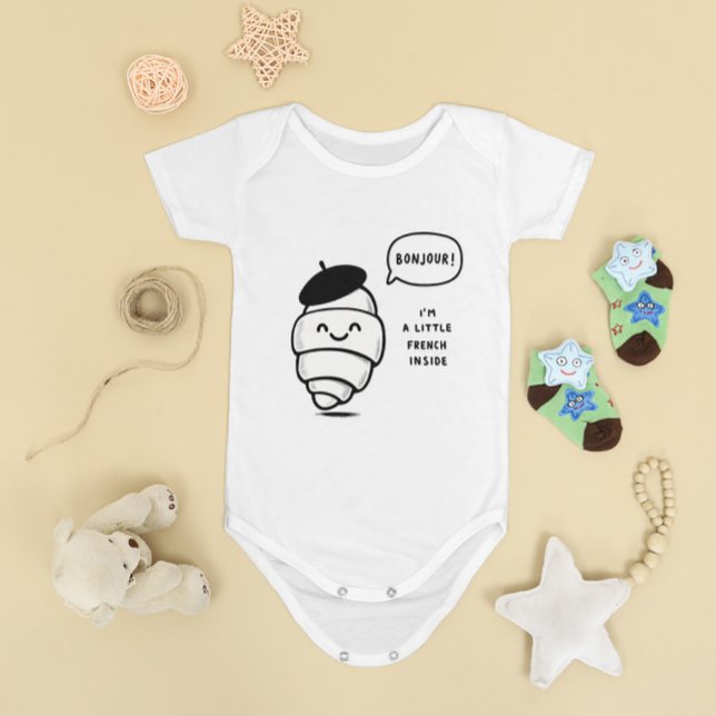 Whimsisk Fransk Croissant T Shirt (Skapare uppladdad)
