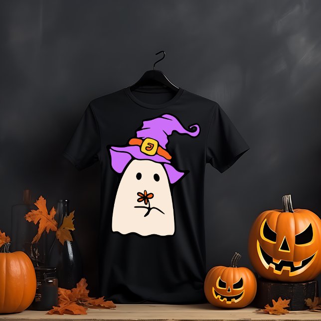Whimsisk värddator med Witch Hat och Flower T Shirt (Skapare uppladdad)