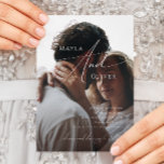 Whimsiskt skript | Svart Avslappnad Photo Bröllop Inbjudningar<br><div class="desc">Det här visuella skriptet | Fotobröllopsinbjudan med svart avslappnad är perfekt för din klassiska, enkla, svarta och vita, moderna boho bröllop. Utformningen har elegant, delikat och romantiskt handskrivet kalligrafibrev med formell shabby chic-typografi. Det kommer att se bra ut när som helst under bröllop-säsongen: vår, sommar, fall eller vinter! Produkten är...</div>