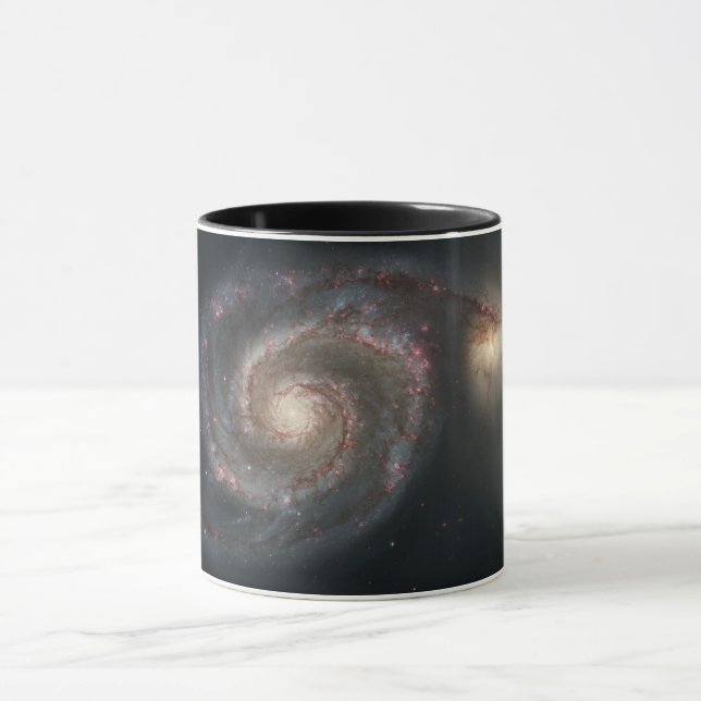 Whirlpool Galaxy M51 & Assion Space Mugg (Center)