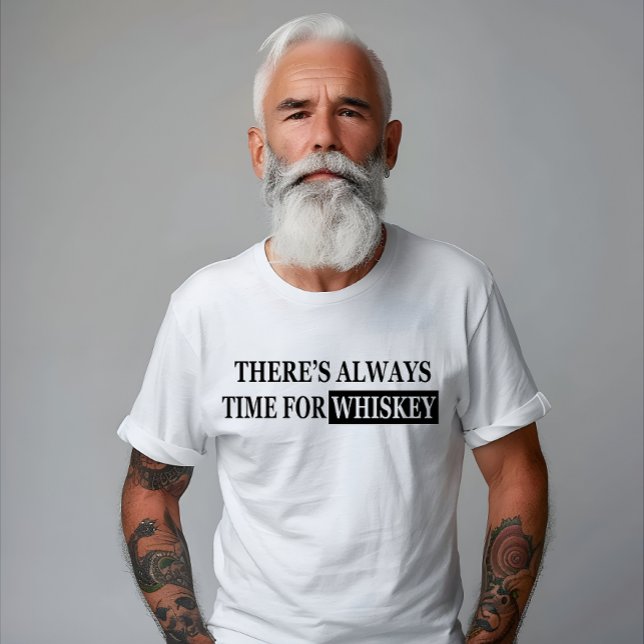 Whiskey citerar lustig drickande av ord t shirt (Skapare uppladdad)