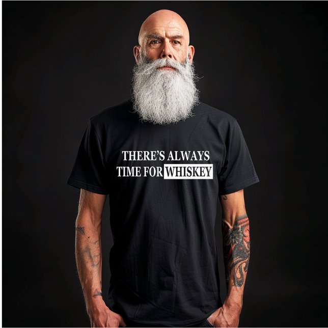 Whiskey citerar lustig drickande av ord t shirt (Skapare uppladdad)