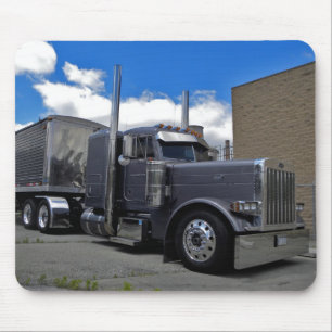 Whislers Peterbilt 379 Mousepad Musmatta