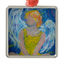 "Whispers of Kärlek" Angel Ornament