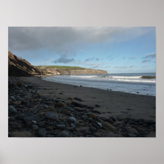 Whitby Beach Scene Poster (Framsidan)