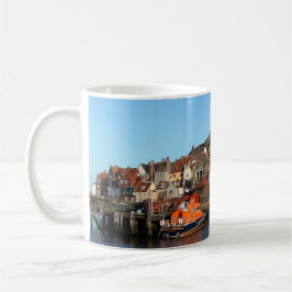 Whitby med det gammala Lifeboathuset Kaffemugg