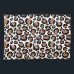 White and Gold Foil Cheetah - Leopard Mönster Kökshandduk<br><div class="desc">Vit och guldfjällig Cheetah eller Leopard fläckade djuret mönster. Användorna Big Cat Animal Print liknar modern och guld. Cheetah Print ger en underbar gåva till en vild party.</div>
