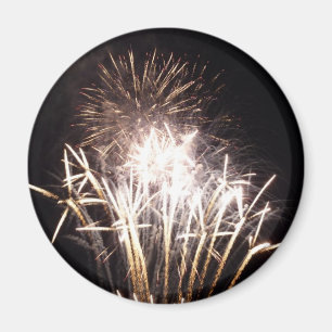 White and Guld Fireworks I Patriotic Firande Magnet