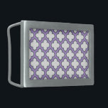 White and Lila Trellis, Lattice, Quatrefoil<br><div class="desc">Elegant,  snyggt och sofistikerad marockansk trellis mönster i vitt,  lila och grått färg. Modern gåva och trendig,  perfekt för det latetiska älskare i ditt liv.</div>