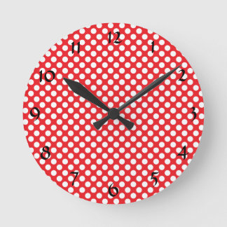 White and Red Polka Dot Rund Klocka
