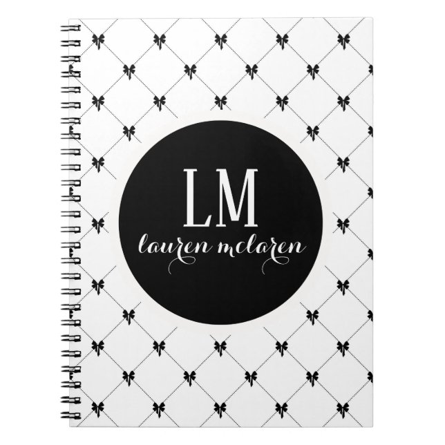 White & Black Bow Monogram Anteckningsbok (Framsidan)