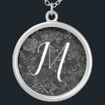 White Black Elegant Monogram Ro Gothic Bröllop Silverpläterat Halsband<br><div class="desc">Vår blommigt för svart och vit elegant med monogrammet ro gothic bröllop necklace-skrapor görs för att matcha vår Gothic Black Ro Bröllop-samling. Mörkens svarta och ljusa vita kontrast med ett överflöd av motiv för blommigt av mörk och ett enda brev monogram. Skriptteckensnitt parat med serif-teckensnitt ger ett konstnärligt utseende som...</div>