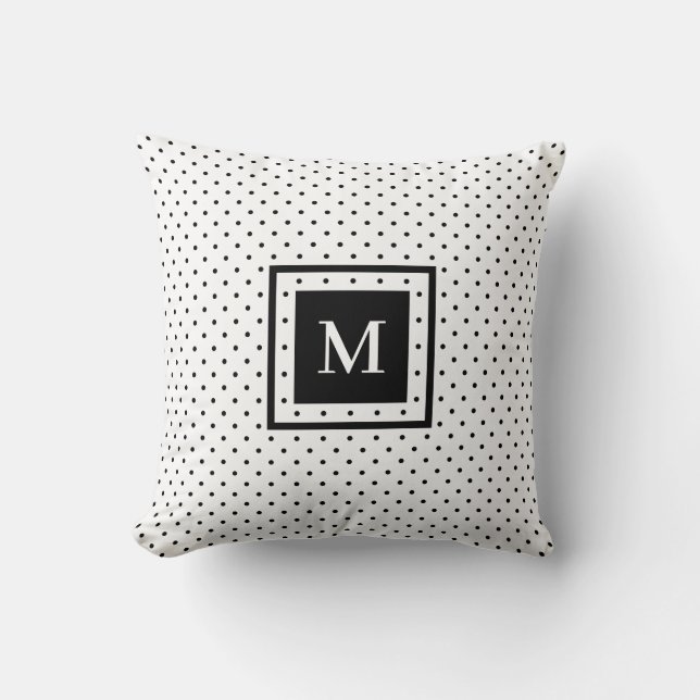 White Black Polka Dot Mönster med Modern Monogram Kudde (Framsida)