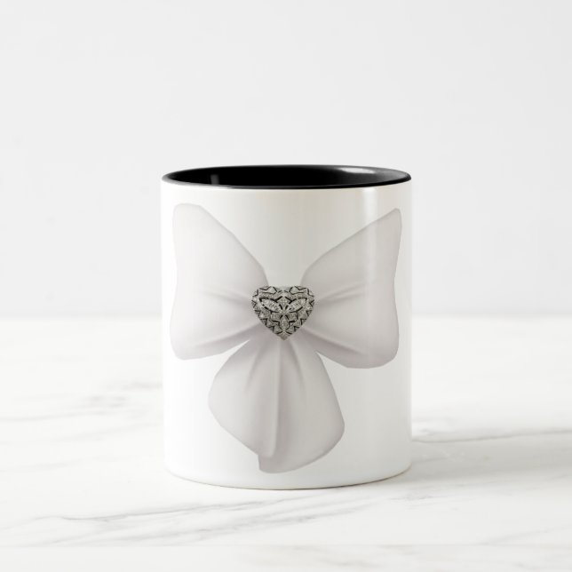 White Bow Mugg (Center)