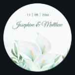 White Calla Lilly Blommigt Wedding Stickers Runt Klistermärke<br><div class="desc">De här bröllopsklistermärkena har vattenfärgen vita blommor. Du kan anpassa dessa klistermärken med namn och bröllop-datumet. Klicka på knappen "Anpassa" om du vill ha fler alternativ om du vill ändra texten storlek eller om du vill lägga till ytterligare text. Dessa klistermärken är idealiska för använda som klistermärken eller för att...</div>