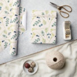 White Calla Lily och Eucalyptus Presentpapper<br><div class="desc">Den här inslagningen är papper med inbjudan av samma design,  White Calla Lilies och Eucalyptus.</div>