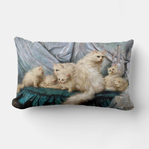 White Cat Family, Carl Kahler Lumbarkudde
