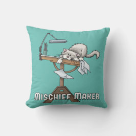 White Cat MisChief Maker Dekorativ kudde