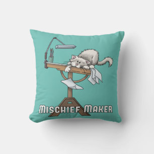 White Cat MisChief Maker Dekorativ kudde