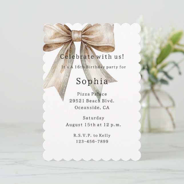 White Champagne Moss Bow 16:e födelsedagen Inbjudningar (Stående Fram)