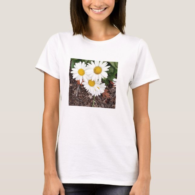 White Daises Silver Necklace T Shirt (Framsida)