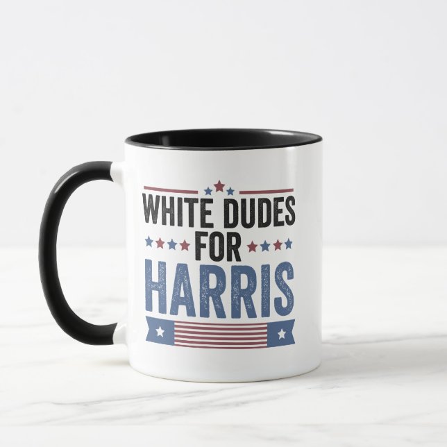 White Dudes for Harris Support President Kamala Mugg (Vänster)