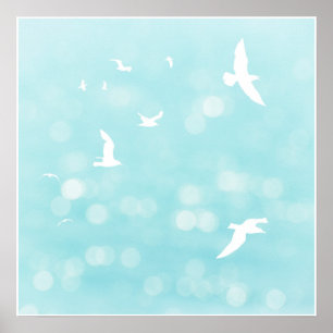 White Fiskmåsar och Blue Bokeh Semi Abstrakt Beach Poster