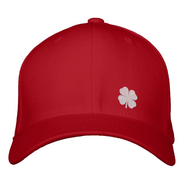 White Fyrklöver St. Patricks Dat Red Hat Broderad Keps (Framsida)