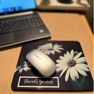 White Garden Flowers Adsible Live Kärlek Laugh Musmatta